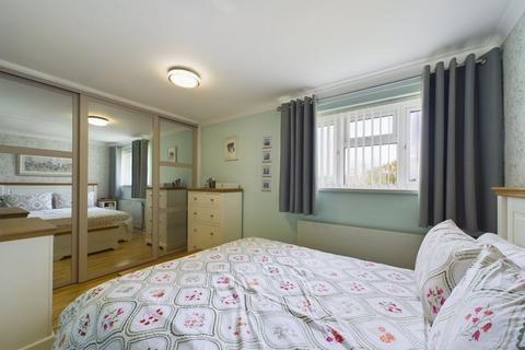 65 Merland Rise, Epsom, KT18 5RN