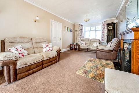 3 bedroom detached house for sale, Hightown Road, Banbury