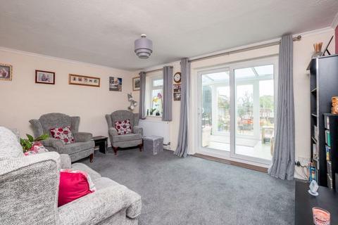 3 bedroom link detached house for sale, Hillside Close, Banbury