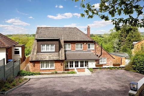 4 bedroom detached house for sale, Holtspur Top Lane, Beaconsfield HP9