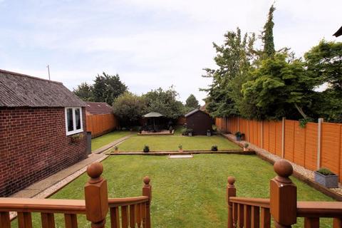 3 bedroom detached house for sale, The Hillway, Fareham PO16