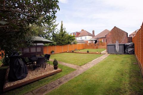 3 bedroom detached house for sale, The Hillway, Fareham PO16