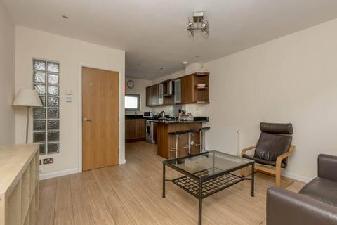 4 bedroom townhouse to rent, Slateford Road, Slateford, Edinburgh