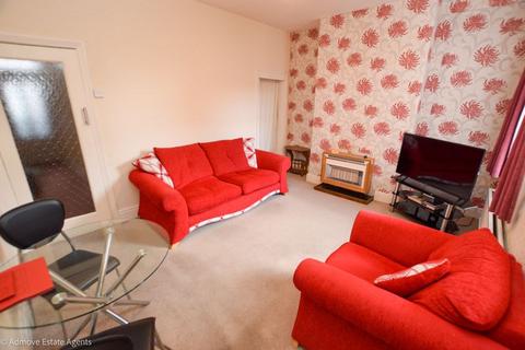 3 bedroom end of terrace house for sale, Sinderland Road, Altrincham, WA14 5JJ