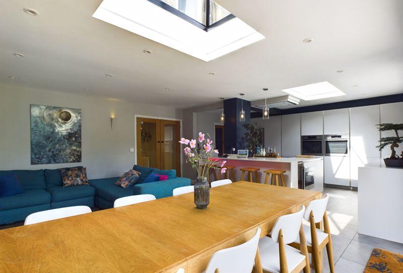 Kitchen diner