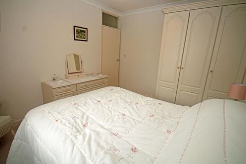 23 Elms Close, Sandleheath, Fordingbridge, SP6 1PH