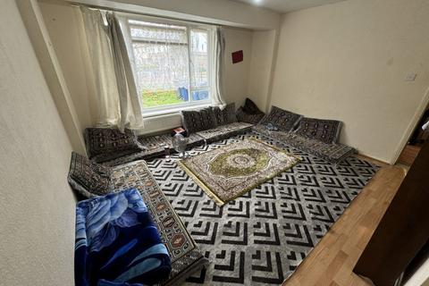 2 Towney Mead, Northolt, UB5 6BZ