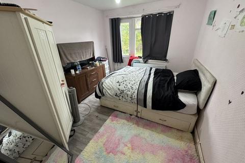 2 Towney Mead, Northolt, UB5 6BZ