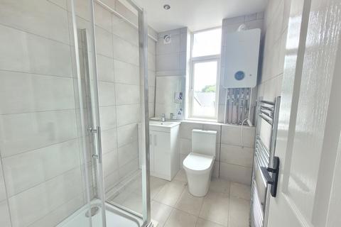 2 bedroom flat to rent, Portland Road, Birmingham B16