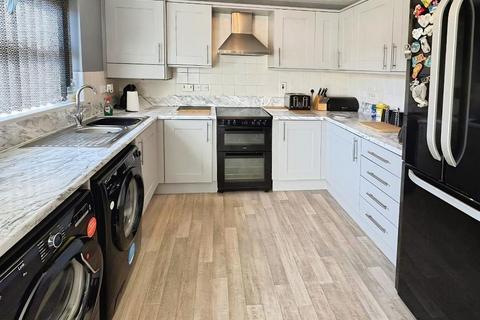 3 bedroom detached house for sale, Oxfield Drive, Gorefield, Wisbech, Cambridgeshire, PE13 4LX