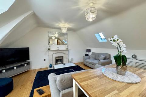 2 bedroom apartment for sale, Ampthill Road, Silsoe, Bedfordshire, MK45 4DX