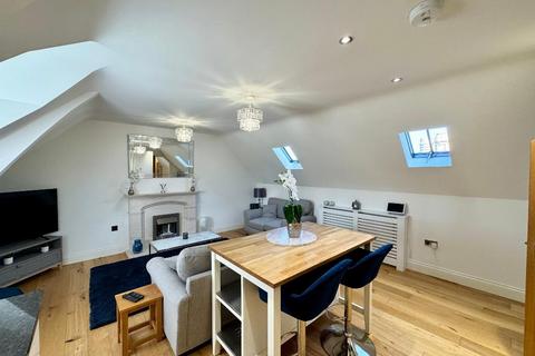 5 Ampthill Road, Silsoe, Bedford, MK45 4DX