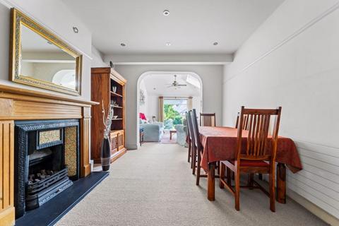 41 Ebbisham Road, Worcester Park, KT4 8ND