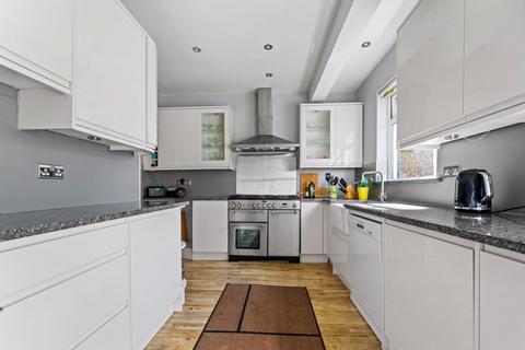 41 Ebbisham Road, Worcester Park, KT4 8ND