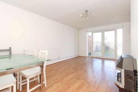 3 bedroom terraced house for sale, Aylesbury