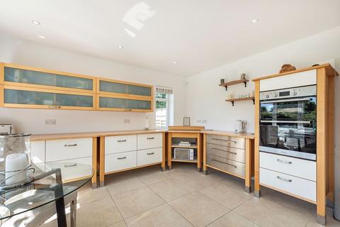 4 bedroom chalet for sale, St Leonards