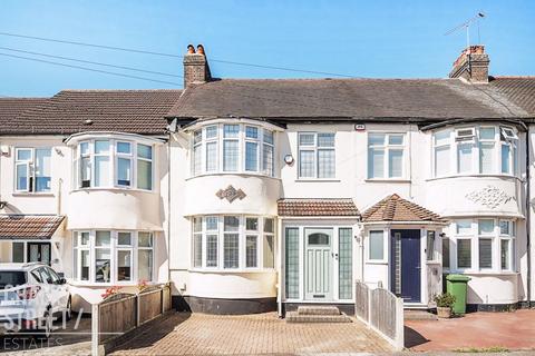 30 Brooklands Gardens, Hornchurch, RM11 2AE