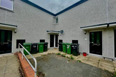 2 bedroom flat to rent, Holtdale Fold, Leeds, West Yorkshire, LS16