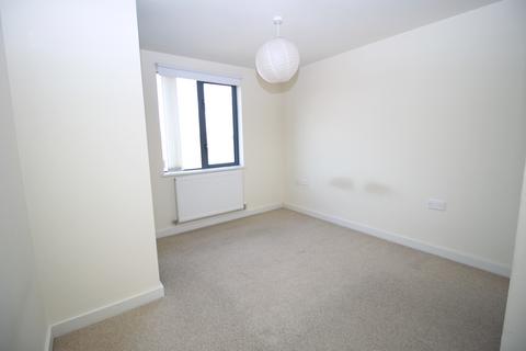 2 bedroom flat to rent, Middlewood Rise, Sheffield, UK, S6