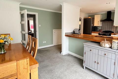 10 Bluebell Close, Abbeymead, Gloucester, GL4 4GP