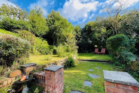 4 Chapel Terrace, Bersham, Wrexham, LL14 4HL