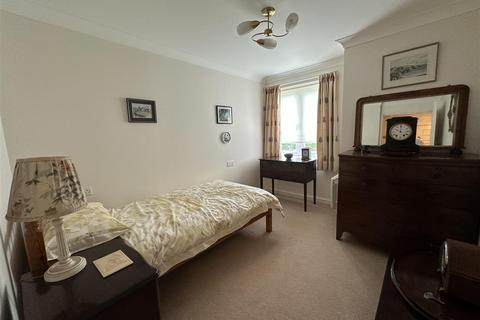 2 bedroom apartment for sale, Abbey Rise, Tavistock