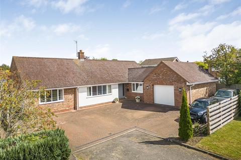 4 bedroom bungalow for sale, Lees Way, Girton CB3