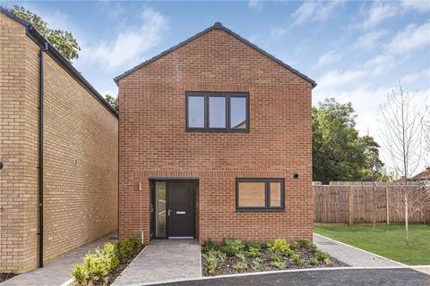 3 bedroom detached house for sale, Hollyfield Place, Hatfield, Hertfordshire