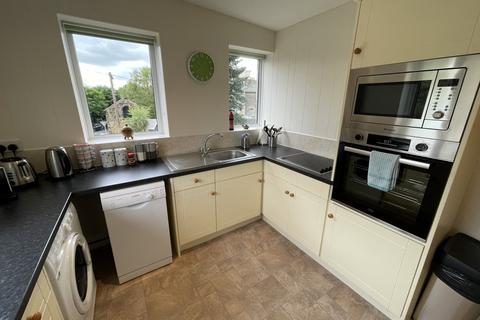 2 bedroom detached house to rent, Beech Grove, Harrogate, North Yorkshire, HG2