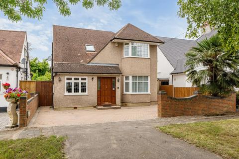 4 bedroom detached house for sale, West Avenue, Pinner, Middlesex