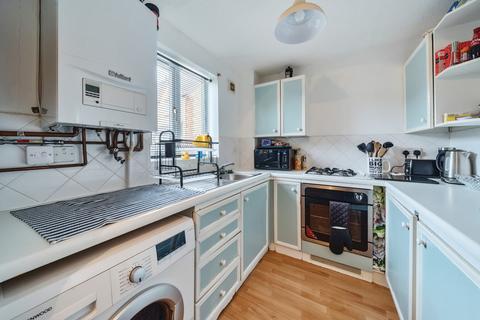 45 Cutsdean Close, Bishops Cleeve, Cheltenham, GL52 8UT