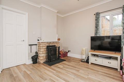 2 bedroom cottage for sale, Main Road, Banbury OX15