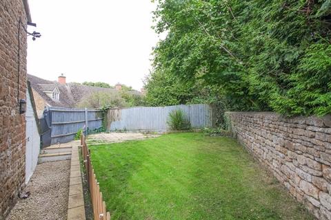 2 bedroom detached house for sale, Main Road, Banbury OX15