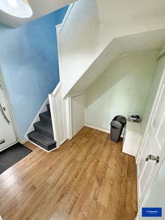 3 bedroom terraced house to rent, Luton LU2