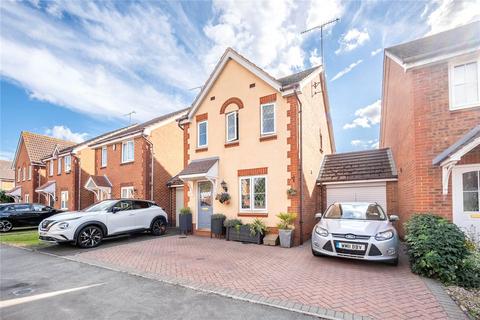 3 bedroom link detached house for sale, Middleton Way, Beds LU7