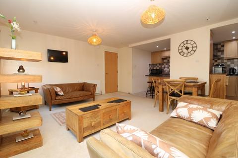 2 bedroom flat to rent, Kent Road, Glasgow, G3