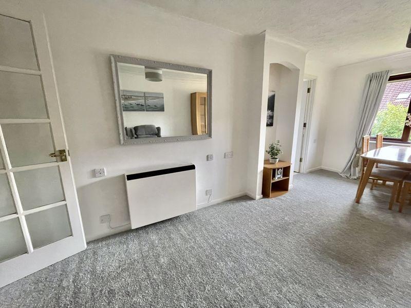 Living room/dining