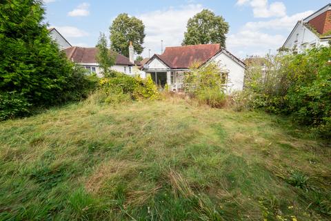 2 bedroom bungalow for sale, Stanley Park Road, Carshalton SM5