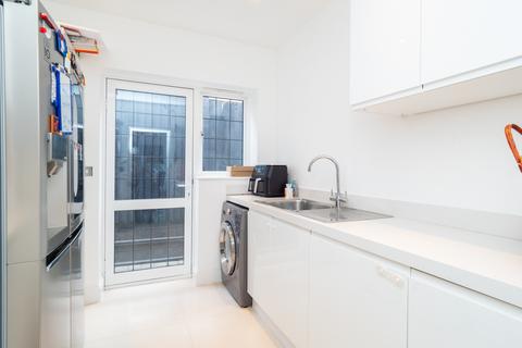 45 Furzedown Road, Sutton, SM2 5QF