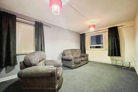 2 bedroom apartment to rent, Carlton Garth, West Yorkshire LS7