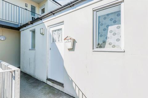 1 bedroom flat to rent, North Parade, Cornwall TR14