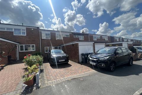 4 bedroom terraced house to rent, Bark Piece, West Midlands B32