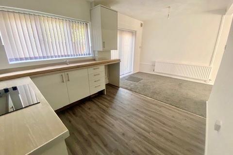 2 bedroom terraced house for sale, Clifton Close, Greater Manchester OL10