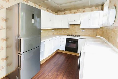 17 Douglas Road, Kingston Upon Thames, KT1 3PX