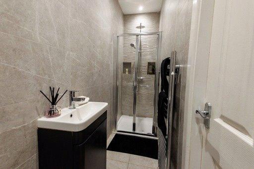 En- Suite Shower
