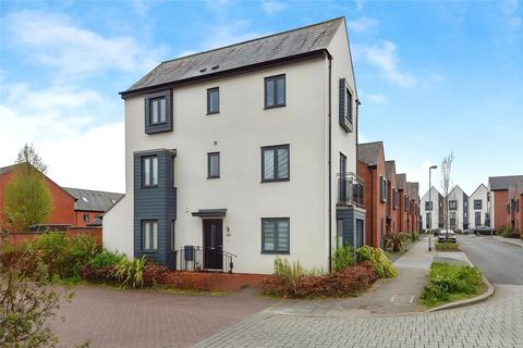 4 bedroom detached house for sale, Cheshires Way, Shropshire TF3