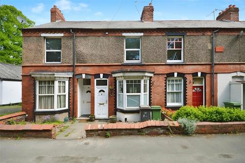 3 bedroom terraced house to rent, Holyhead Road, Telford TF2