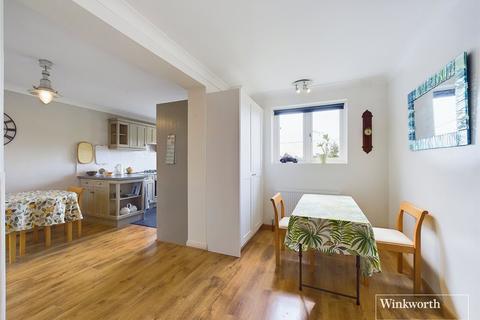 96 New Road, Marlow, SL7 3NW