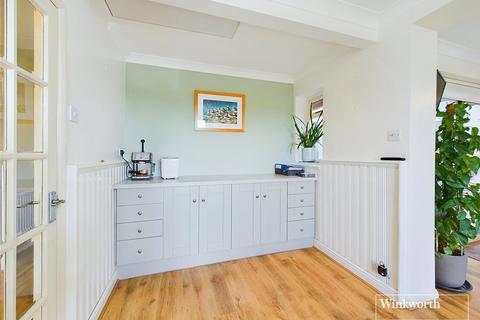 96 New Road, Marlow, SL7 3NW