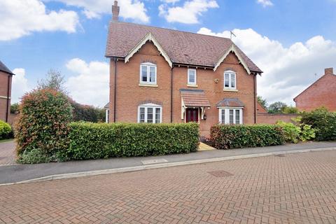 4 bedroom detached house for sale, Clock Meadow, Byfield, Daventry, NN11 6LP